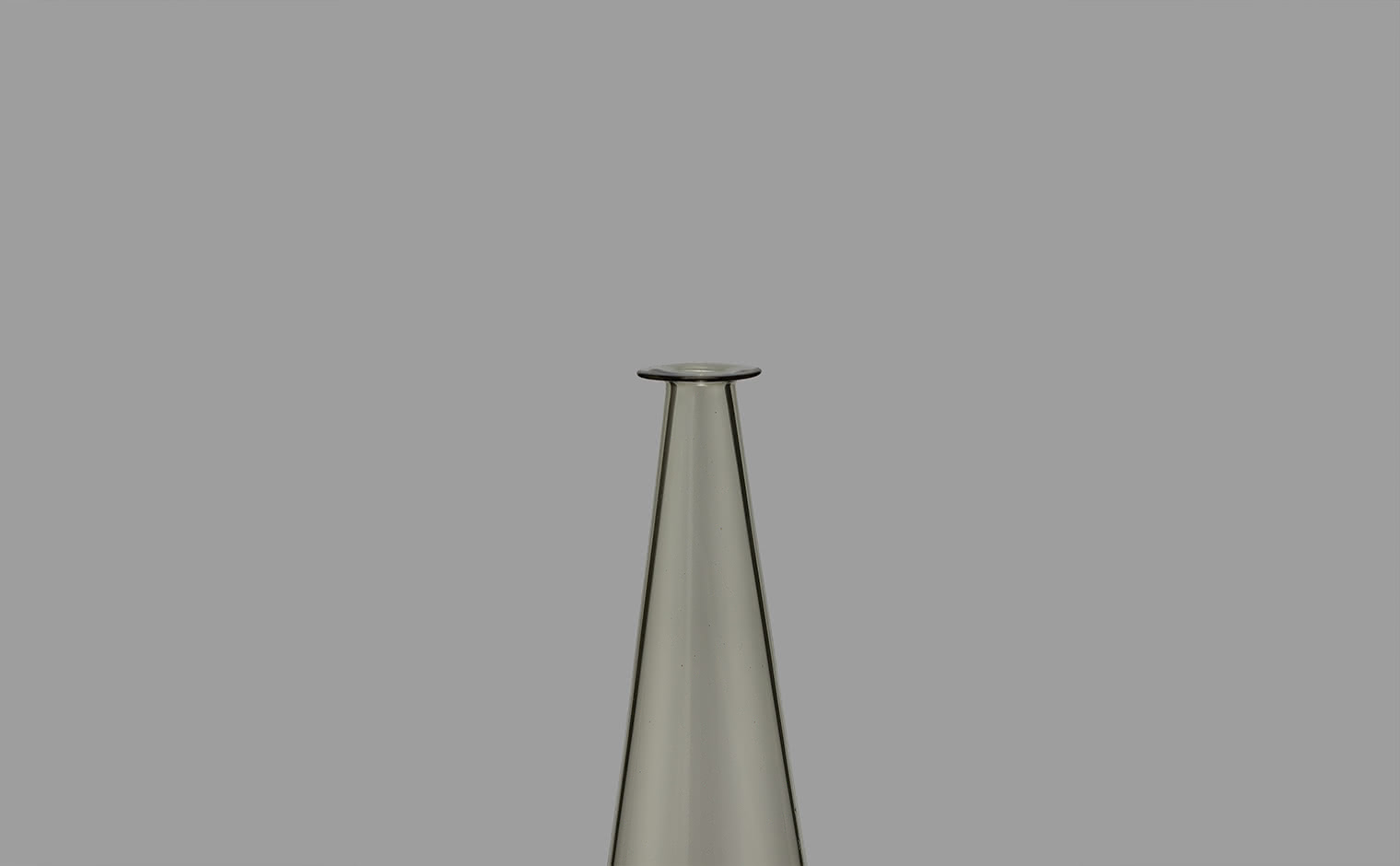 pi_Cone-vase_2.jpg?t=1732265364