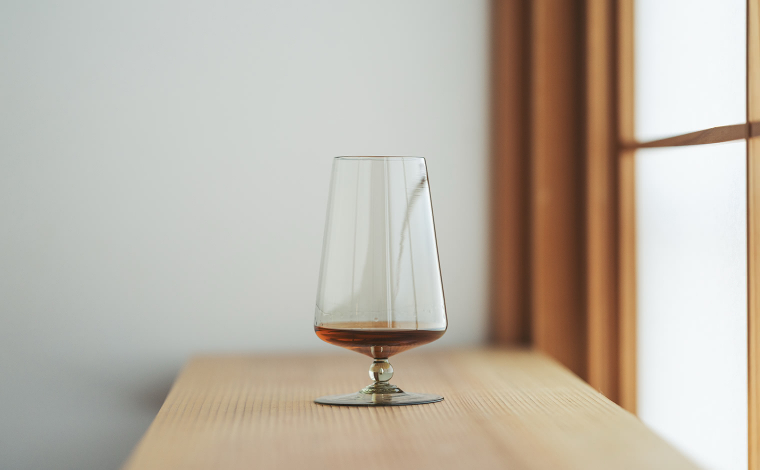 グラス・カップ・酒器 Peter Ivy Amazon.co.jp: Peter Ivy ピーターアイビー 片口 22 : ホーム
